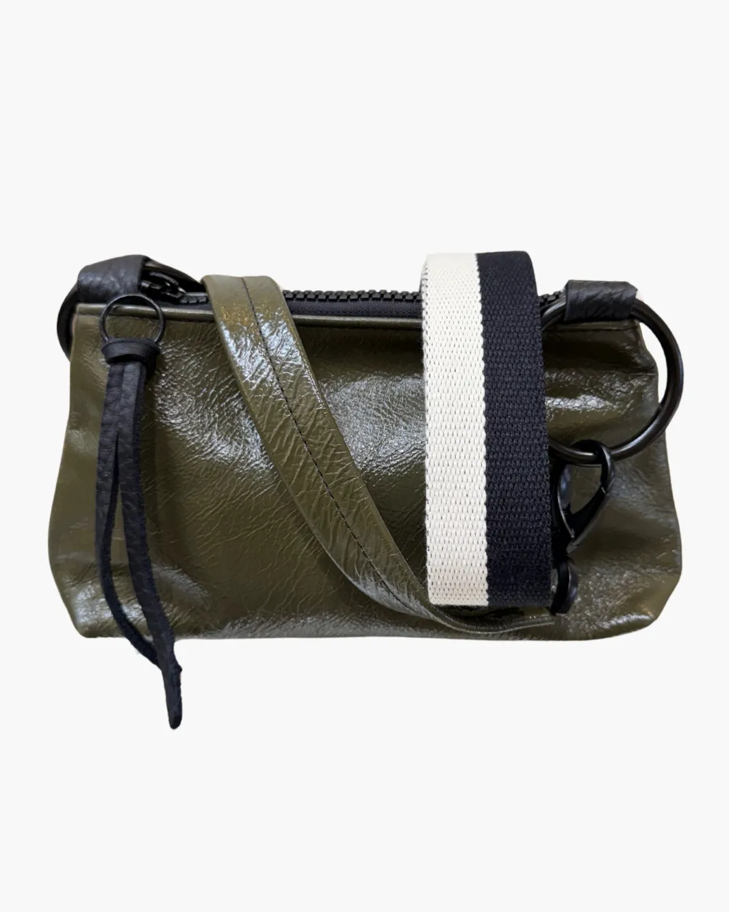 AMY IN GREEN PATENT