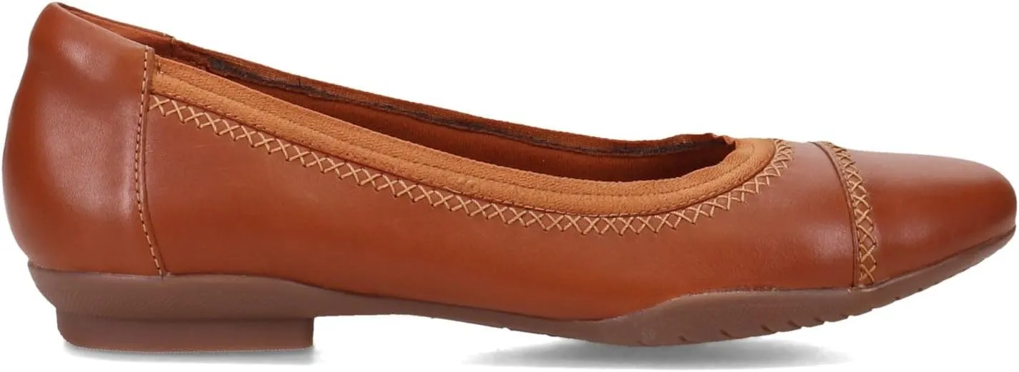 Clarks Women's, Sara Ballet Flat