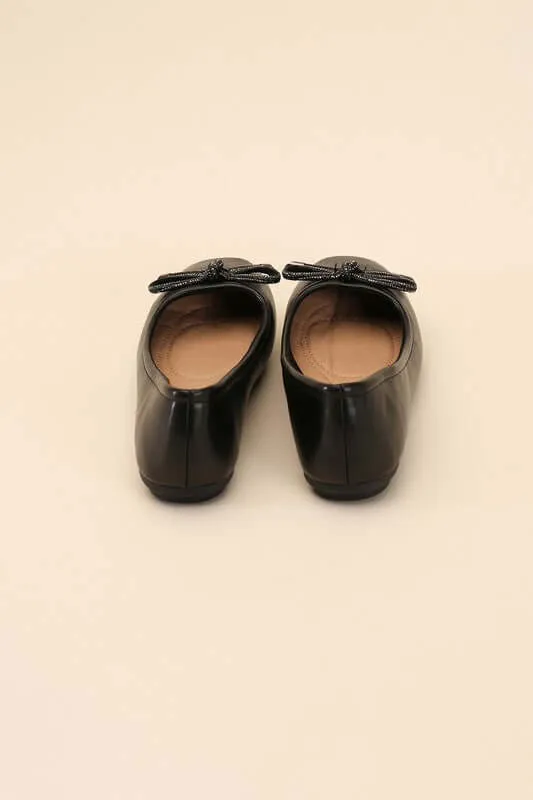 Dorothy Classic Bow Ballet Flats in Brown / Nude