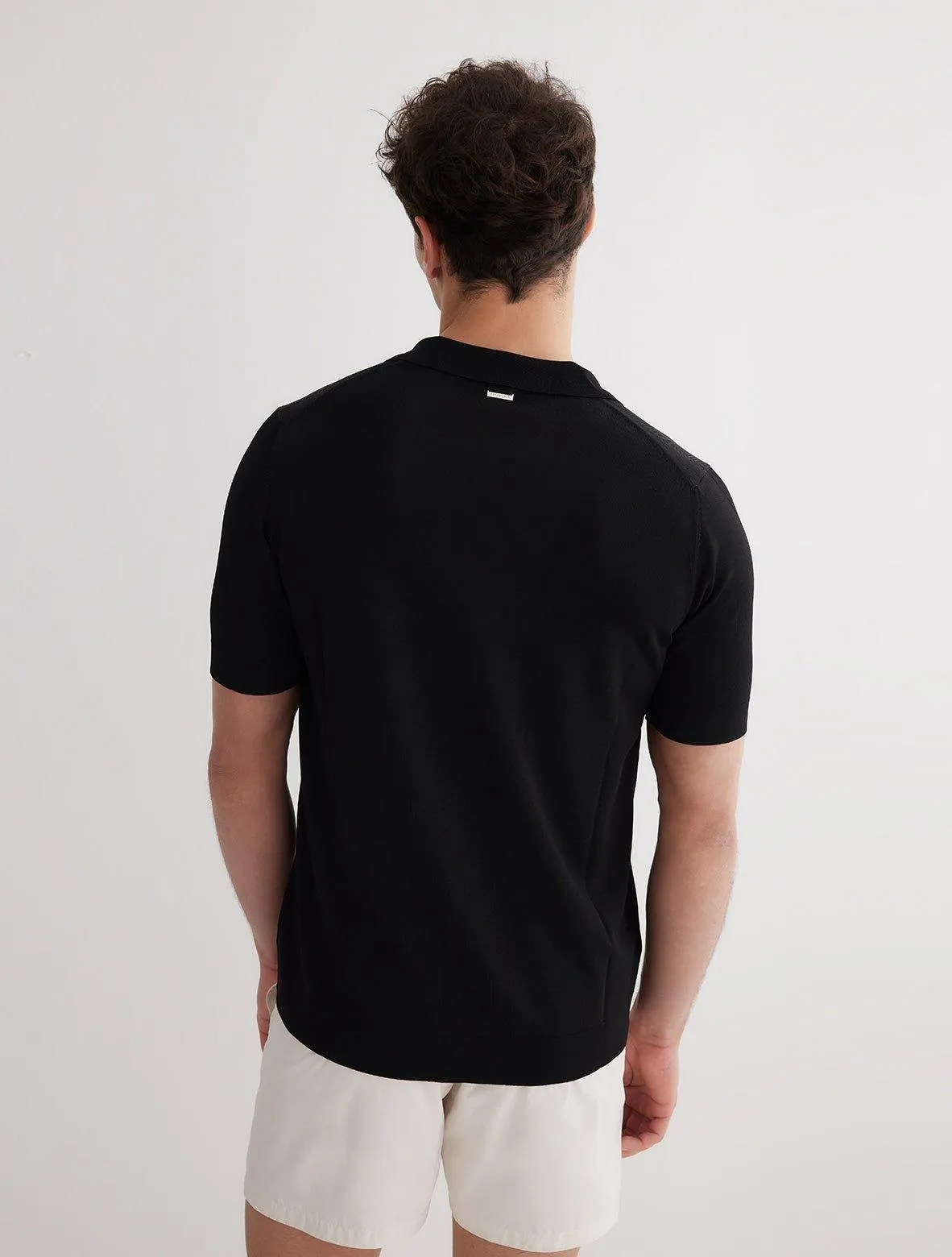 Lars Black Shirt