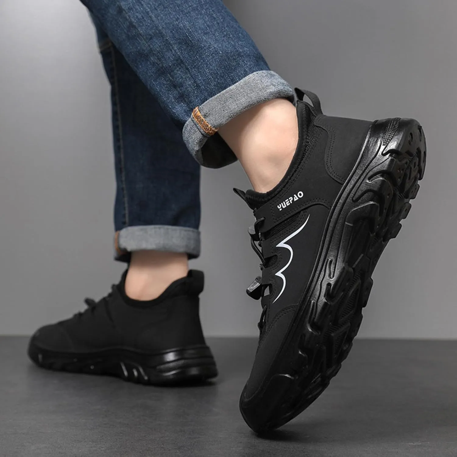 Men's Sneakers Fashionable Casual Shoes for Hiking and Outdoor Activities Comfortable Lightweight Performance