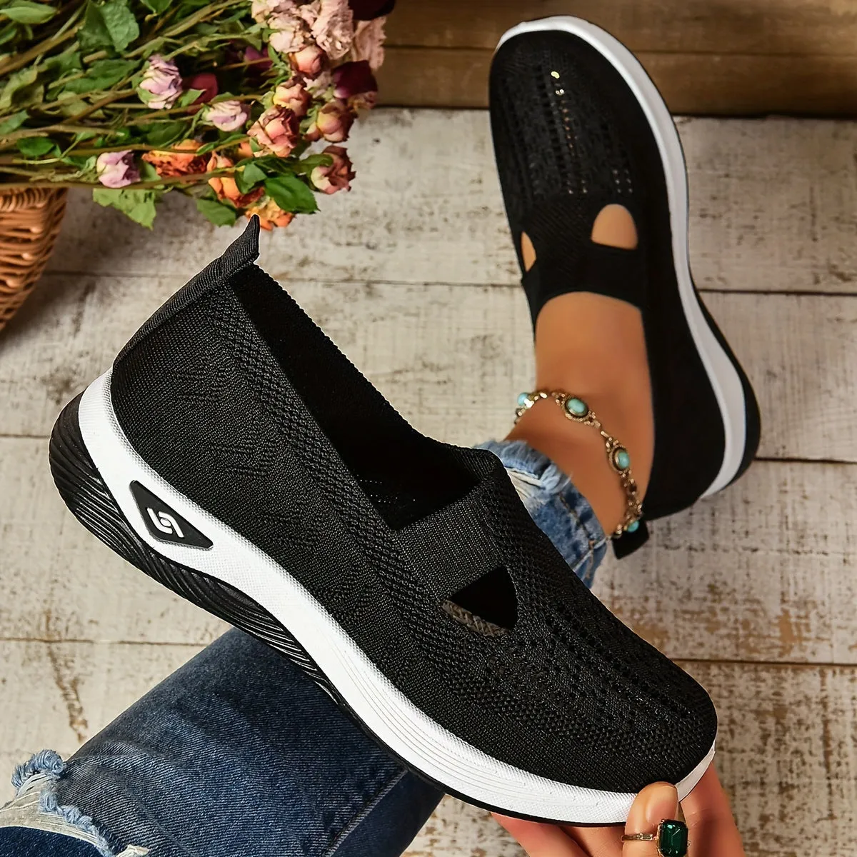 Noemi - Easy Fit Casual Sneakers