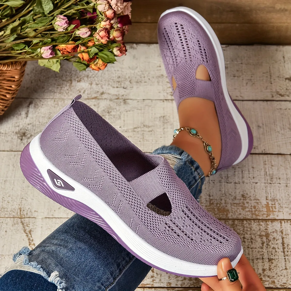 Noemi - Easy Fit Casual Sneakers
