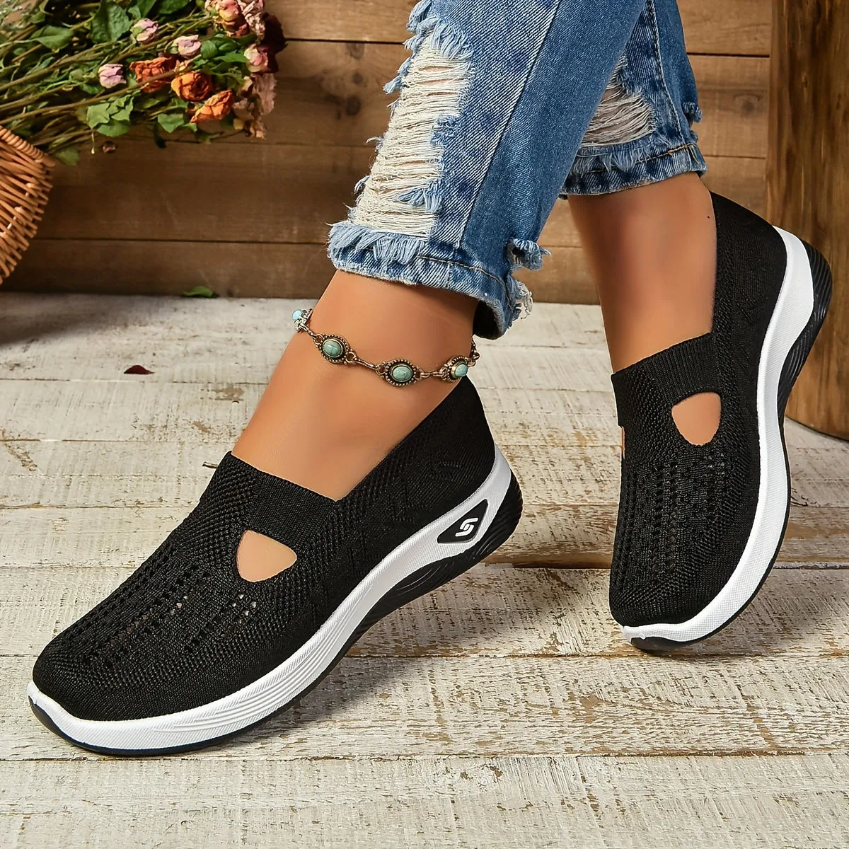 Noemi - Easy Fit Casual Sneakers