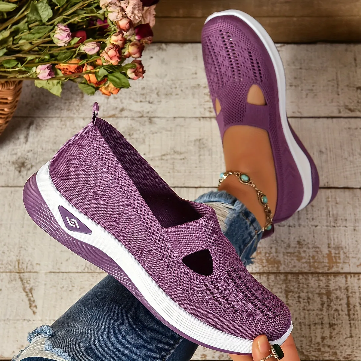 Noemi - Easy Fit Casual Sneakers