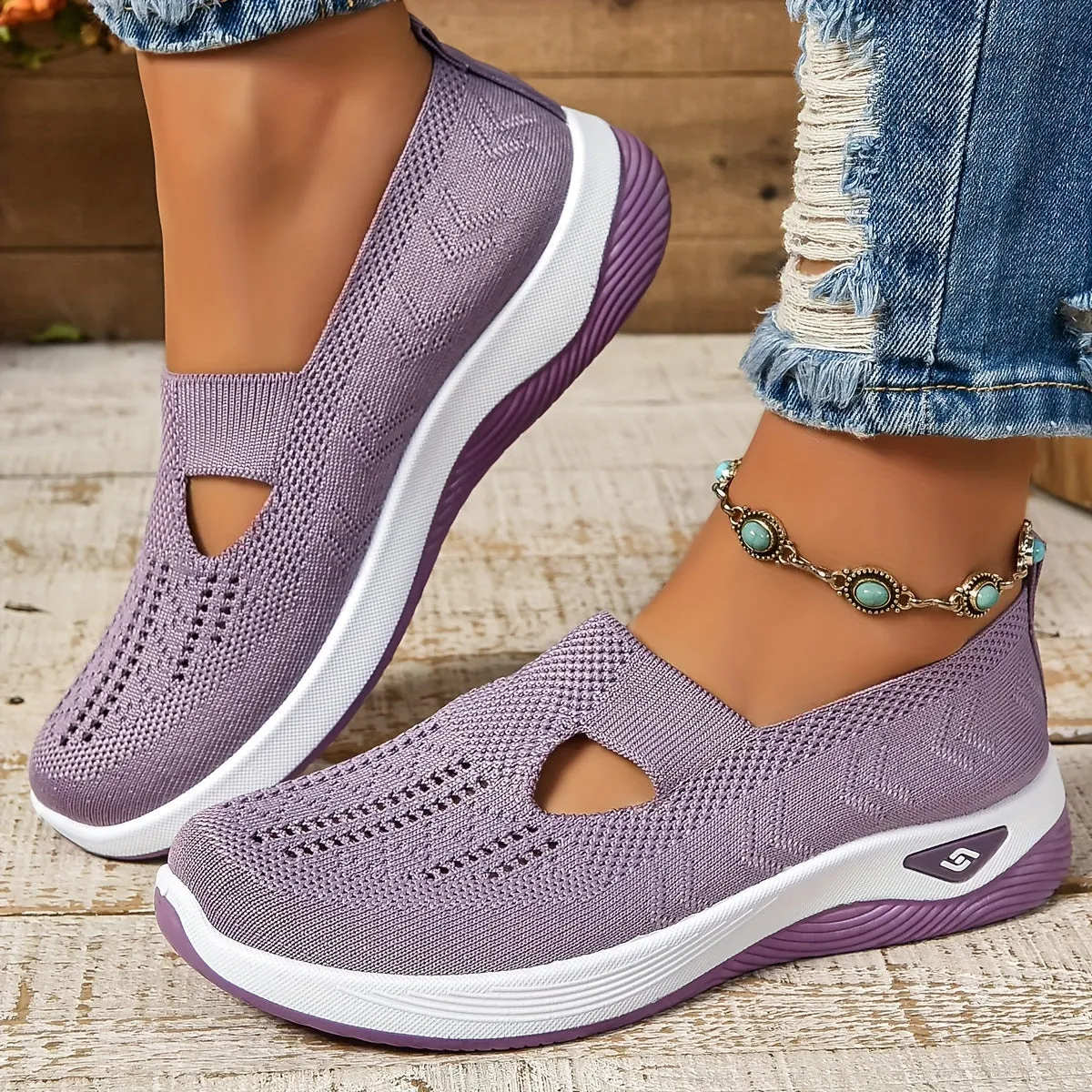 Noemi - Easy Fit Casual Sneakers