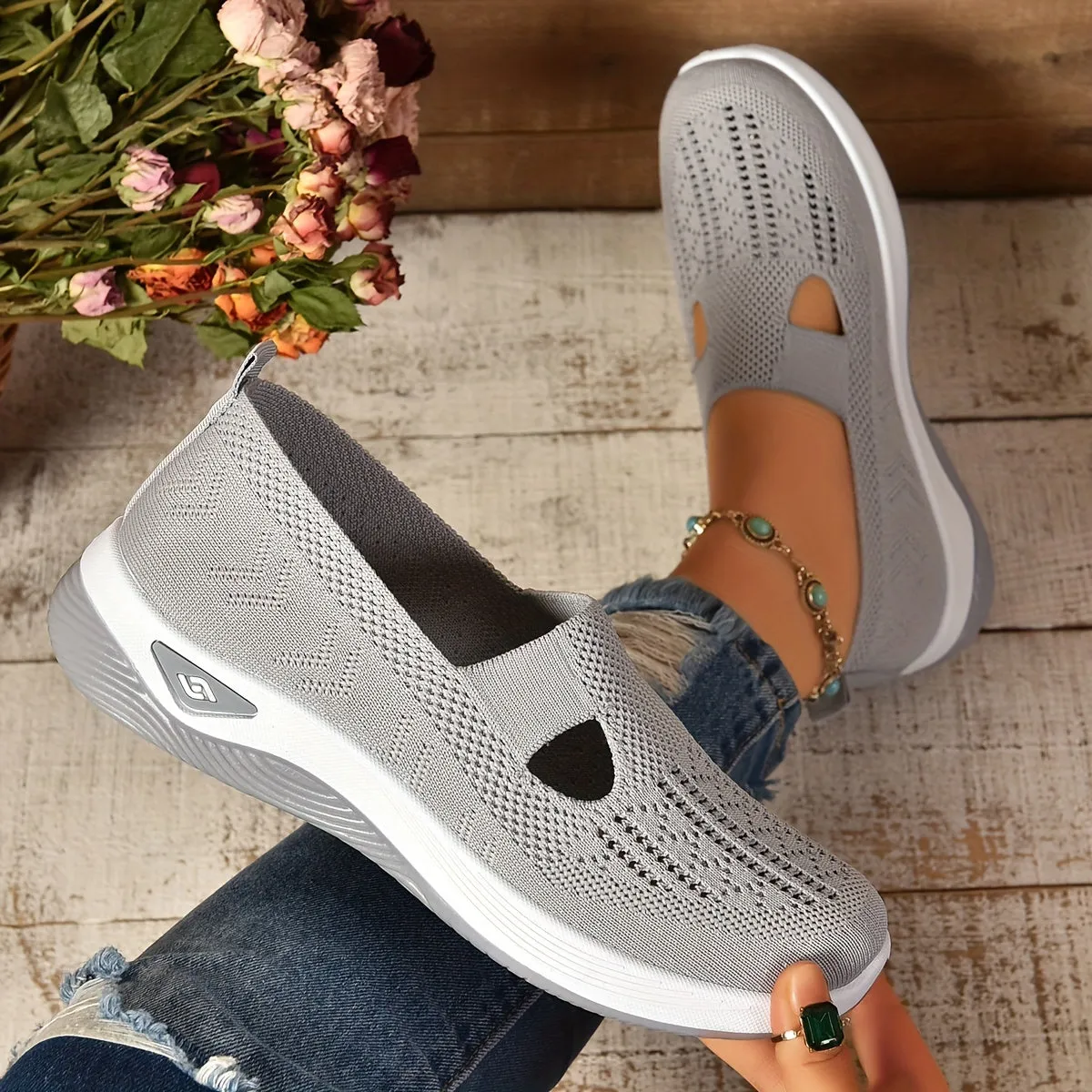 Noemi - Easy Fit Casual Sneakers