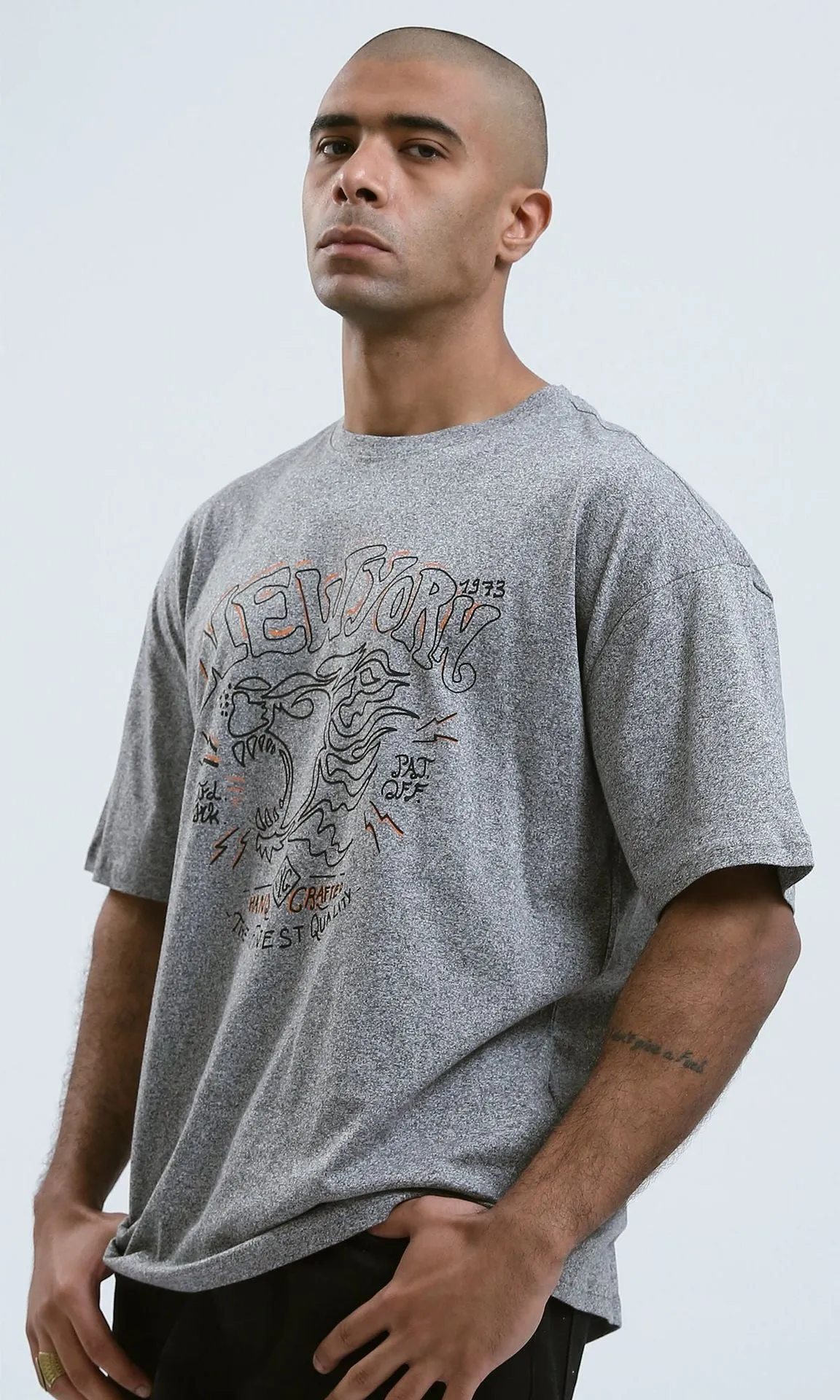 o190743 - Fashionable Heather Light Grey Tee with Stitched Details