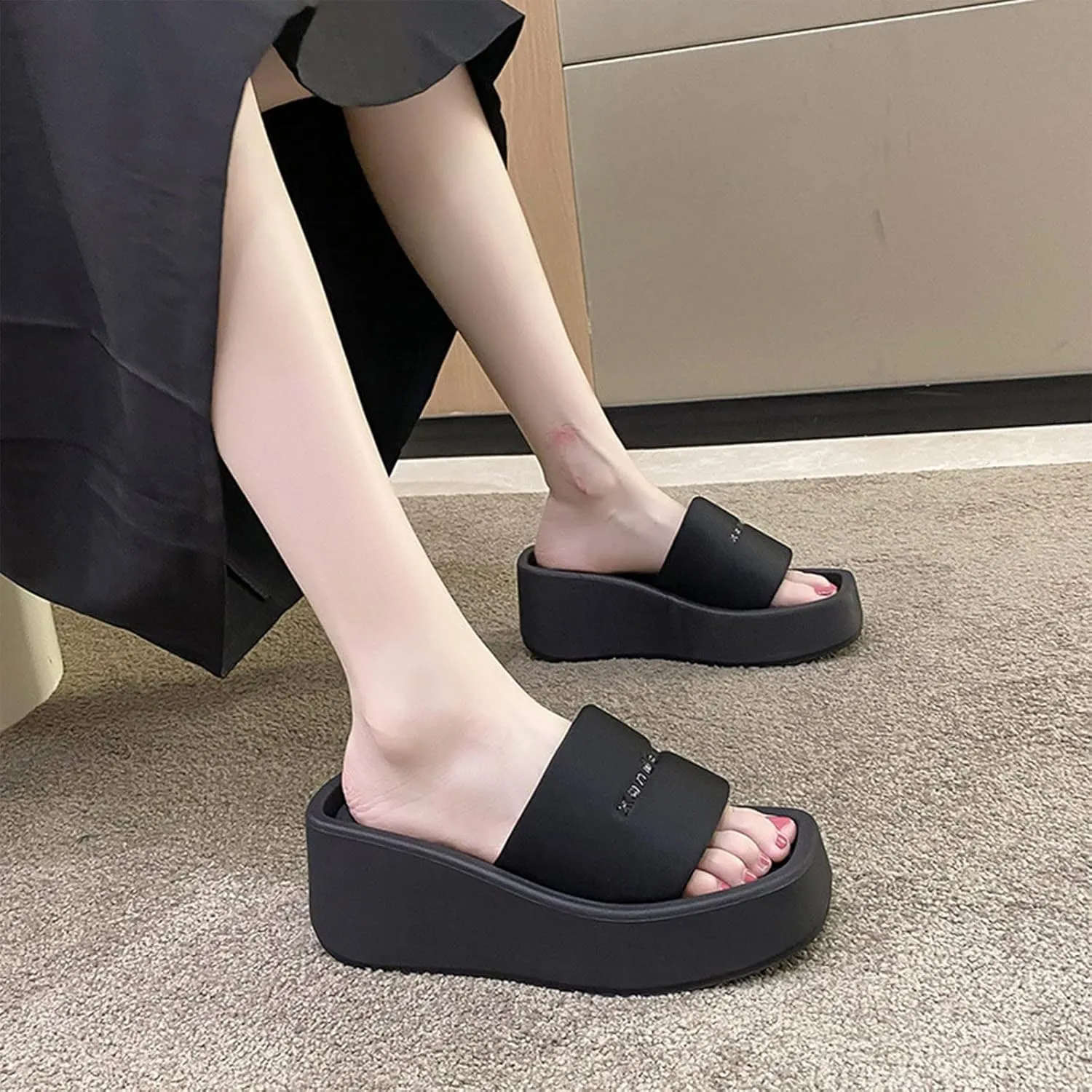 Showers Sandals Mens Shower Shoes Womens Cloud Slides Bath Slippers Non-Slip Dry Quickly Pool Gym Beach Travel