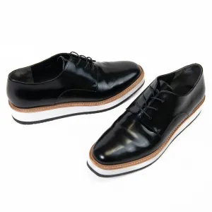 Vince Woman's Black Leather Platform Oxfords Size 8